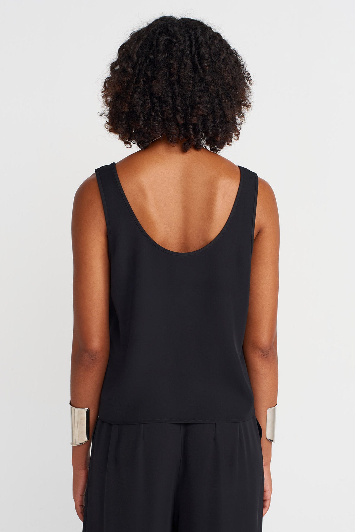 Black Thick-Strap Elegant Blouse-K251011028
