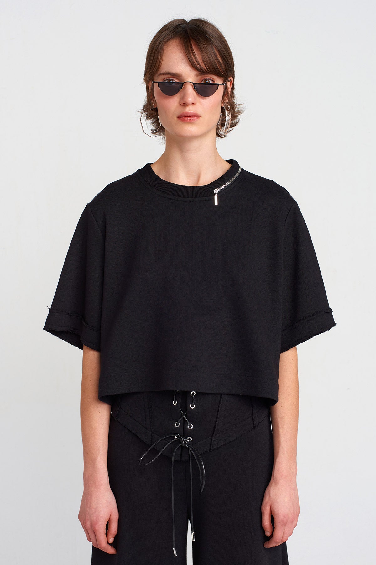 Black Zip-Detailed Corset T-shirt-K251011040