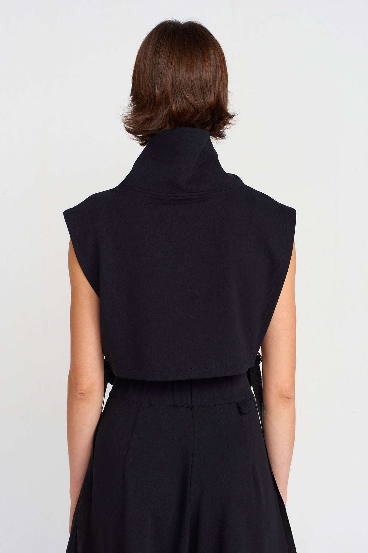 Black Collared Sleeveless Black T-shirt with Adjustable Side Ties-K251011045