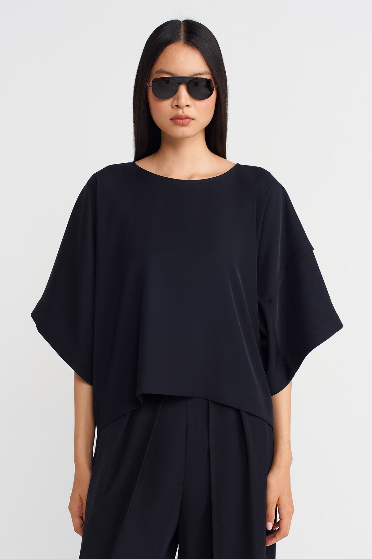 Black / Black Color Block T-shirt-K251011047