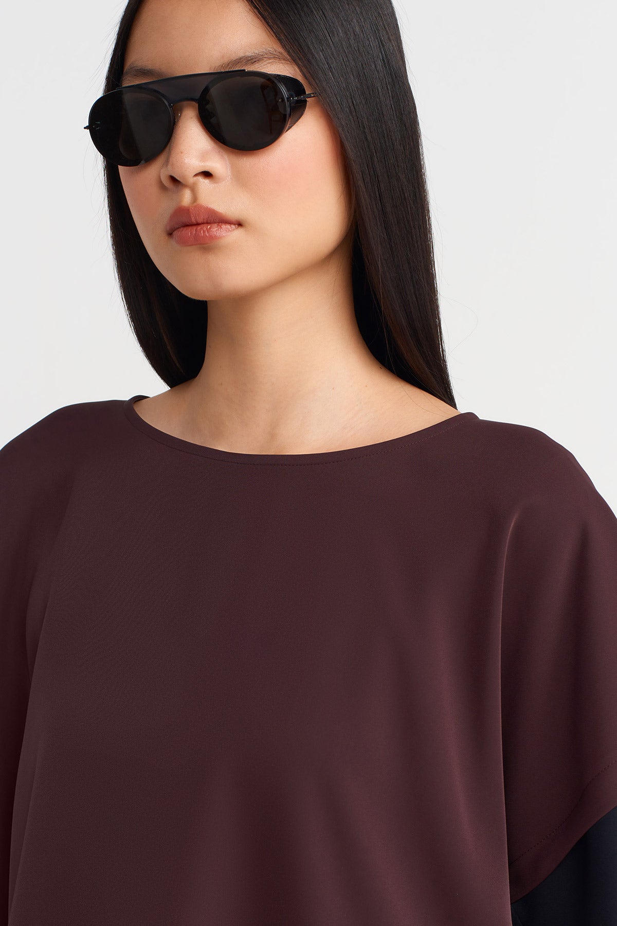 Color Block T-shirt-K251011047