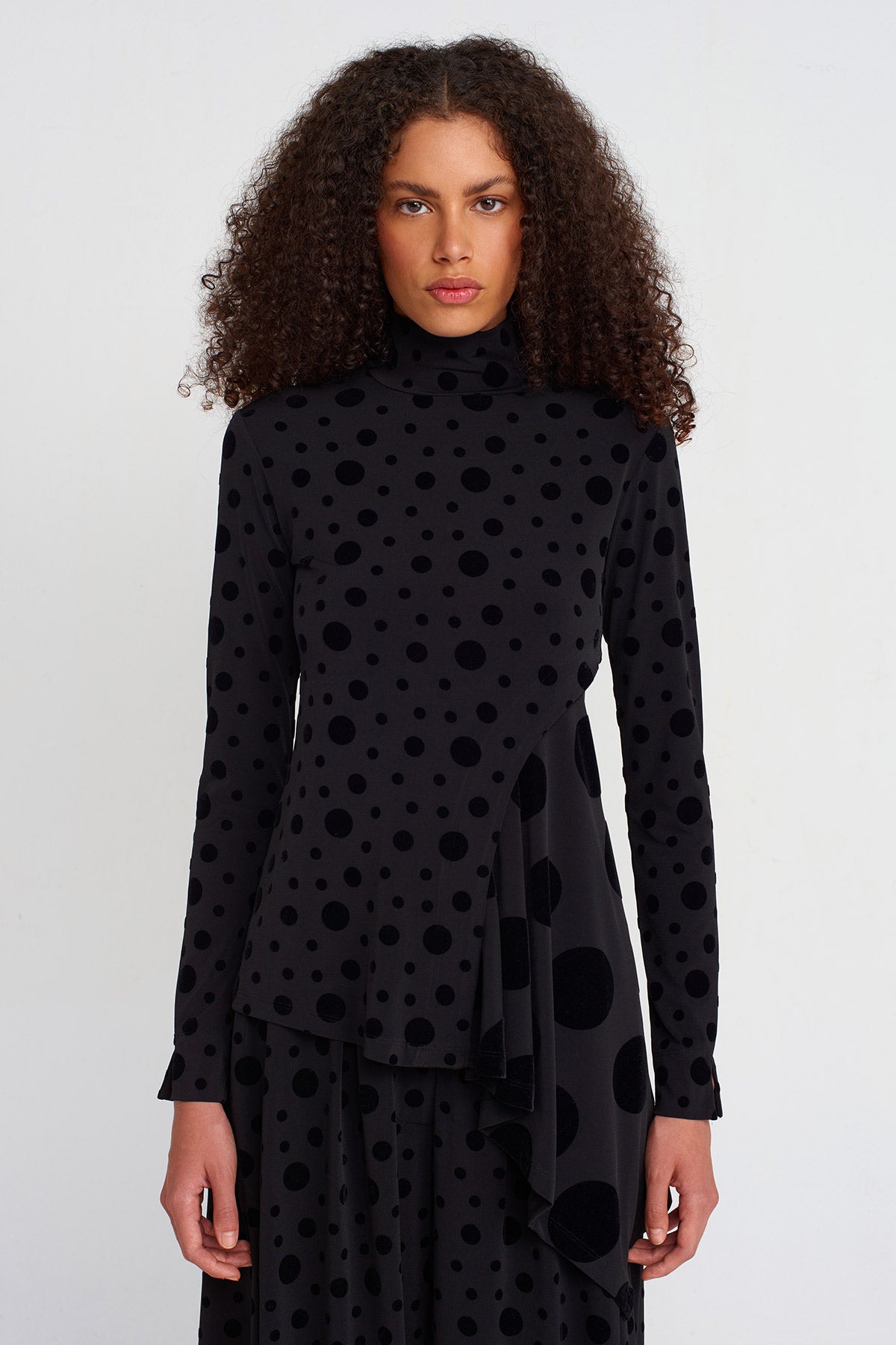 Multicolor Velvet Polka-Dot Jersey Blouse-K251011051