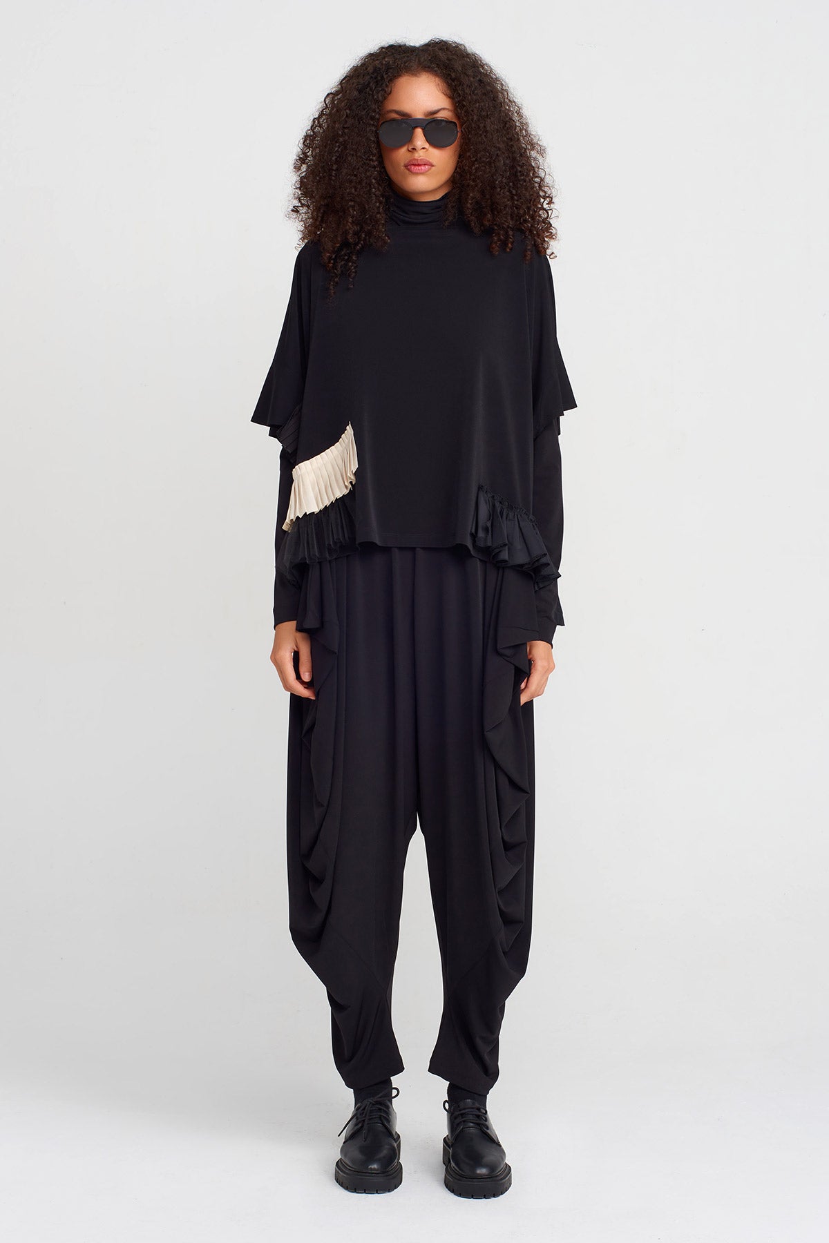 Black Ruffle Detail Jersey T-Shirt-K251011054