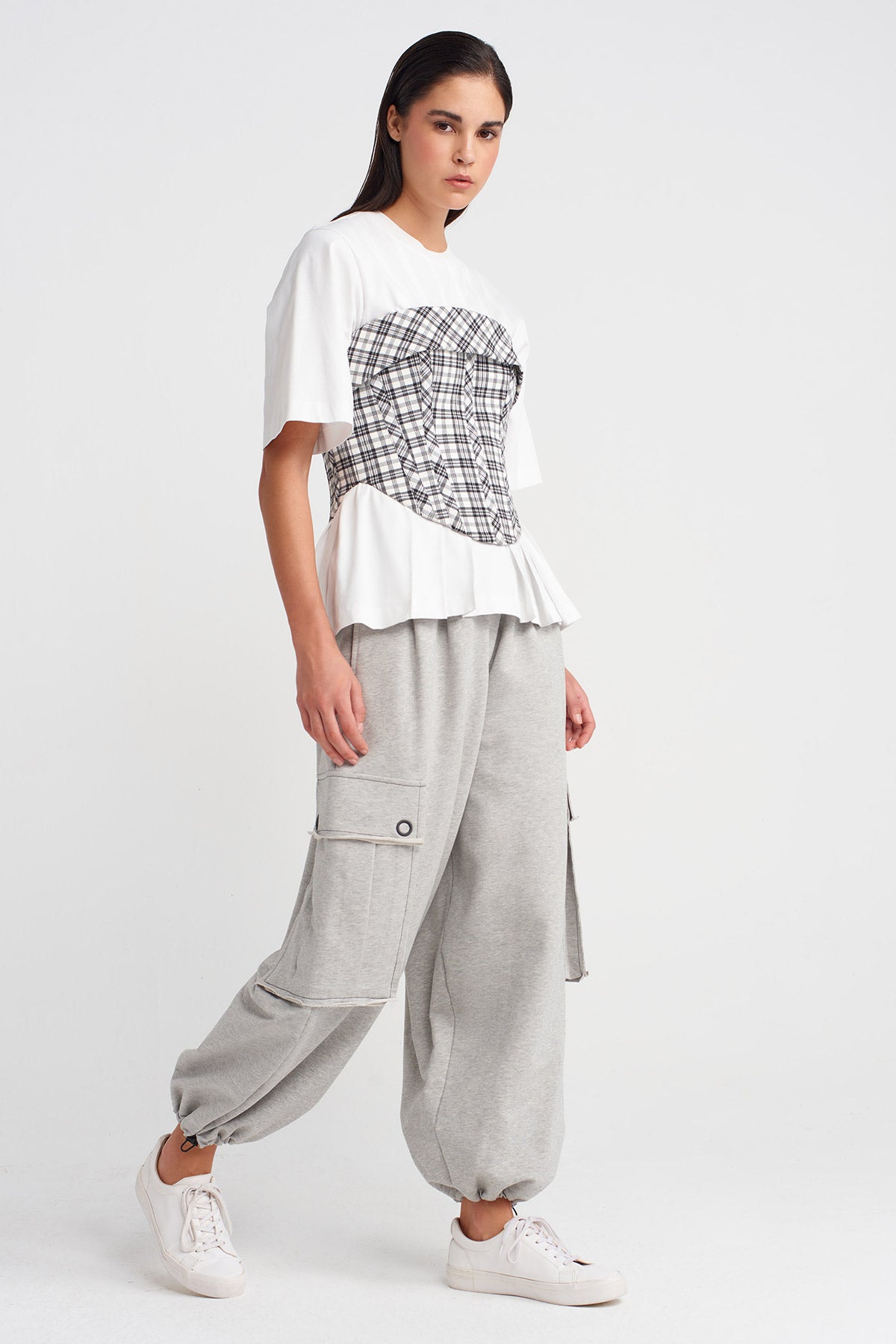 Off White Pleated Waist Basic T-shirt-K251011069
