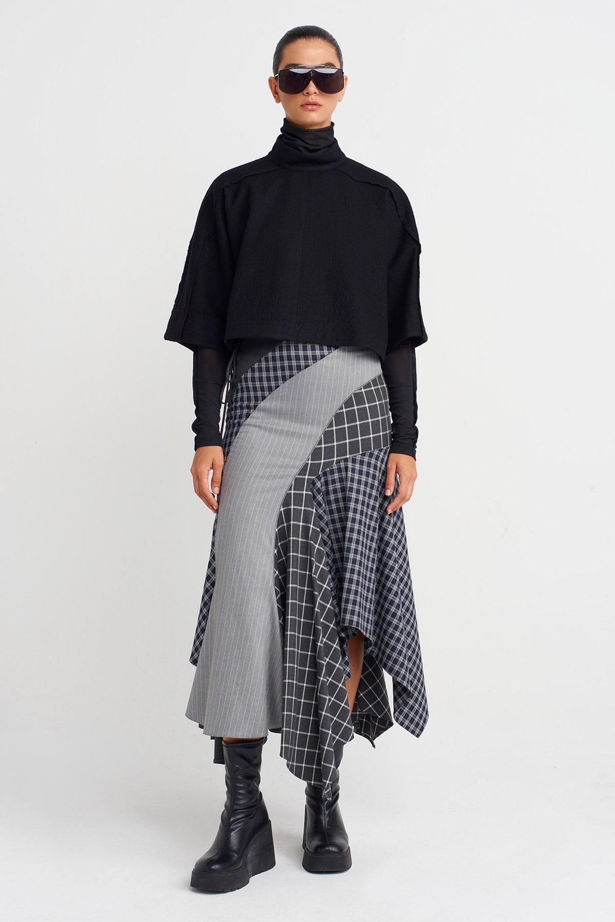 Black Wool Crop T-shirt-K251011070