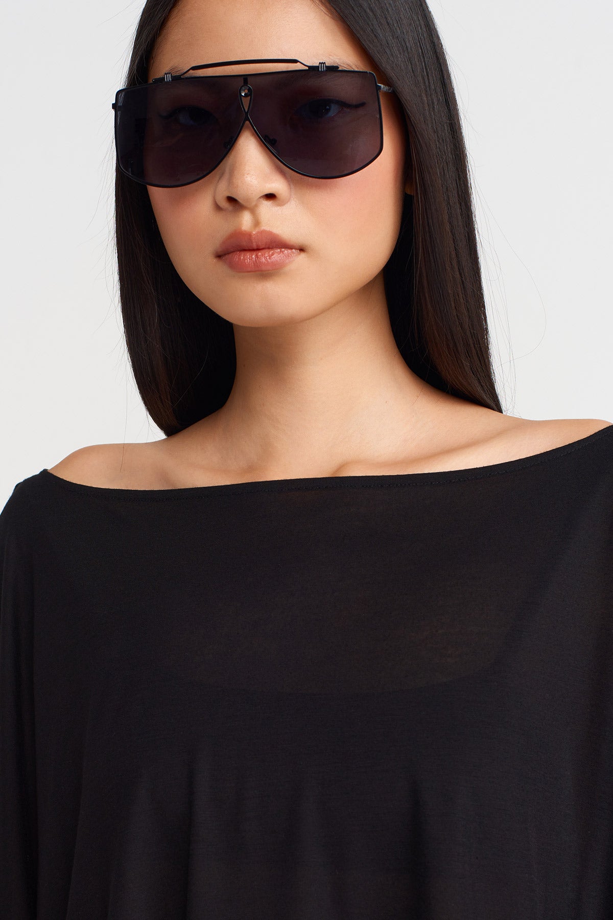 Black Long Sleeve Bamboo Crop Blouse-K251011083