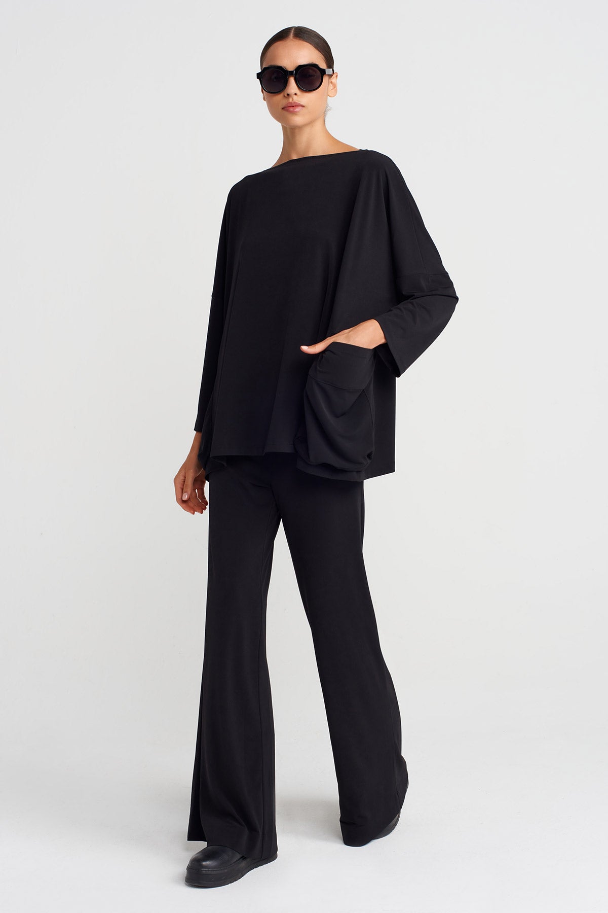Black Oversized Jersey Blouse with Side Pockets-K251011133