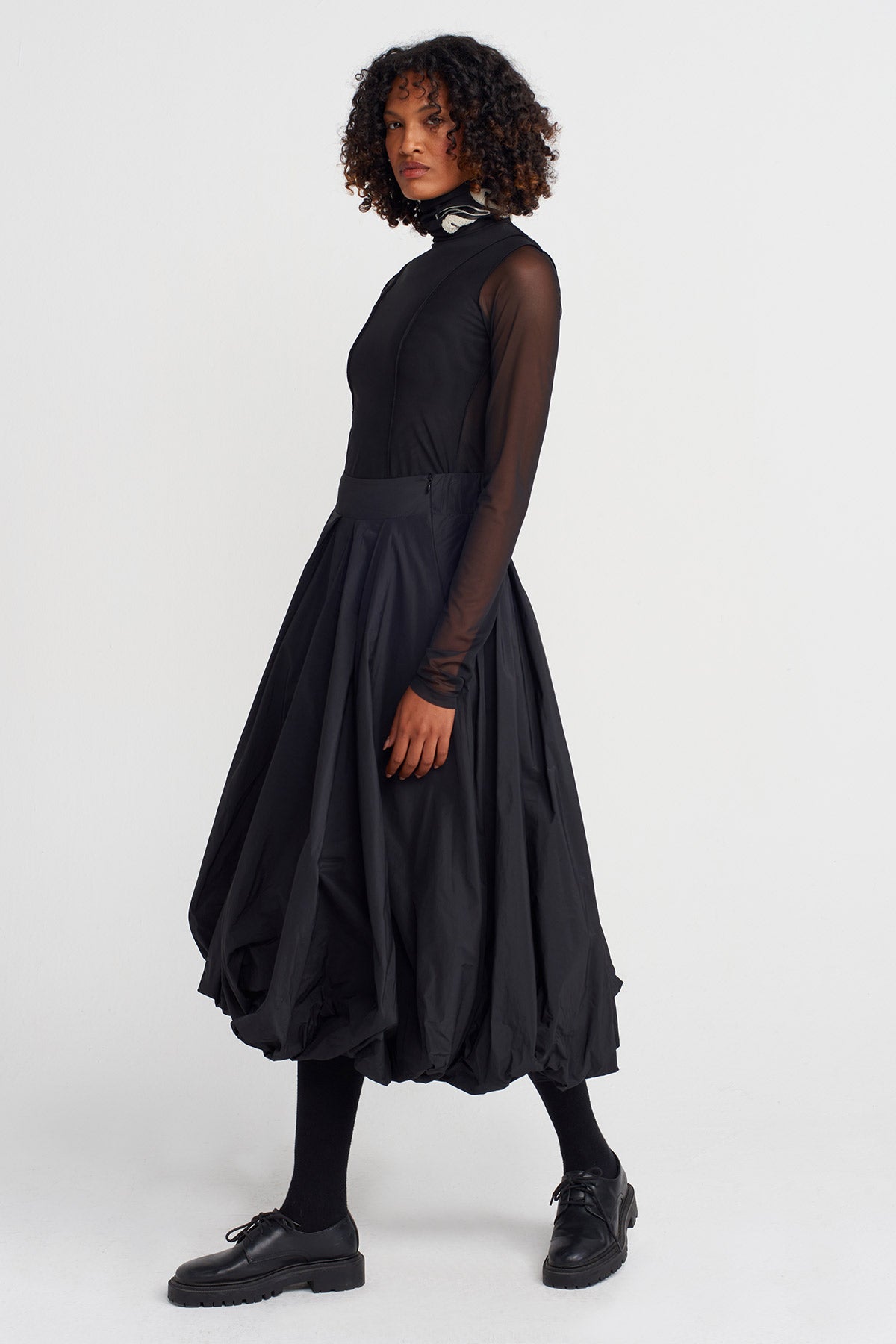 Black Taffeta Balloon Skirt-K252012005
