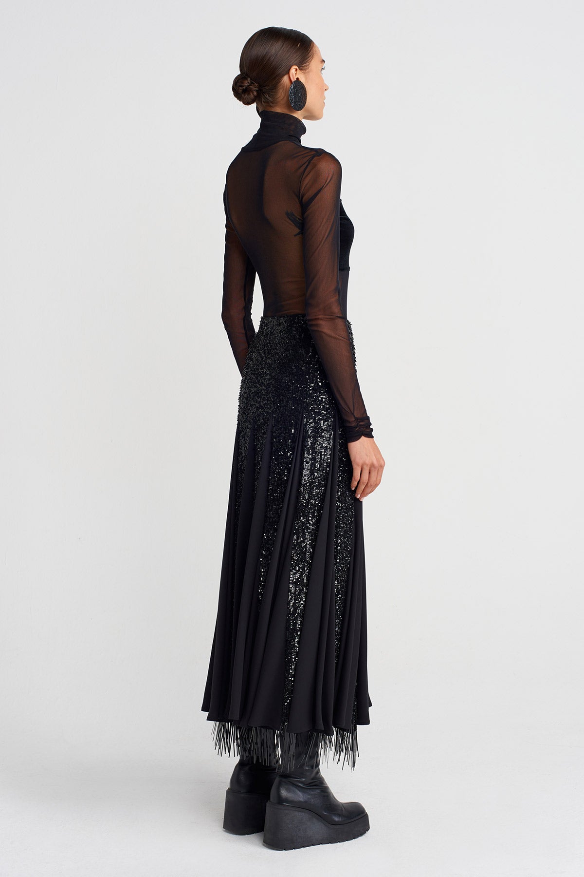 Black Embroidered Sequin Long Elegant Skirt-K252012017