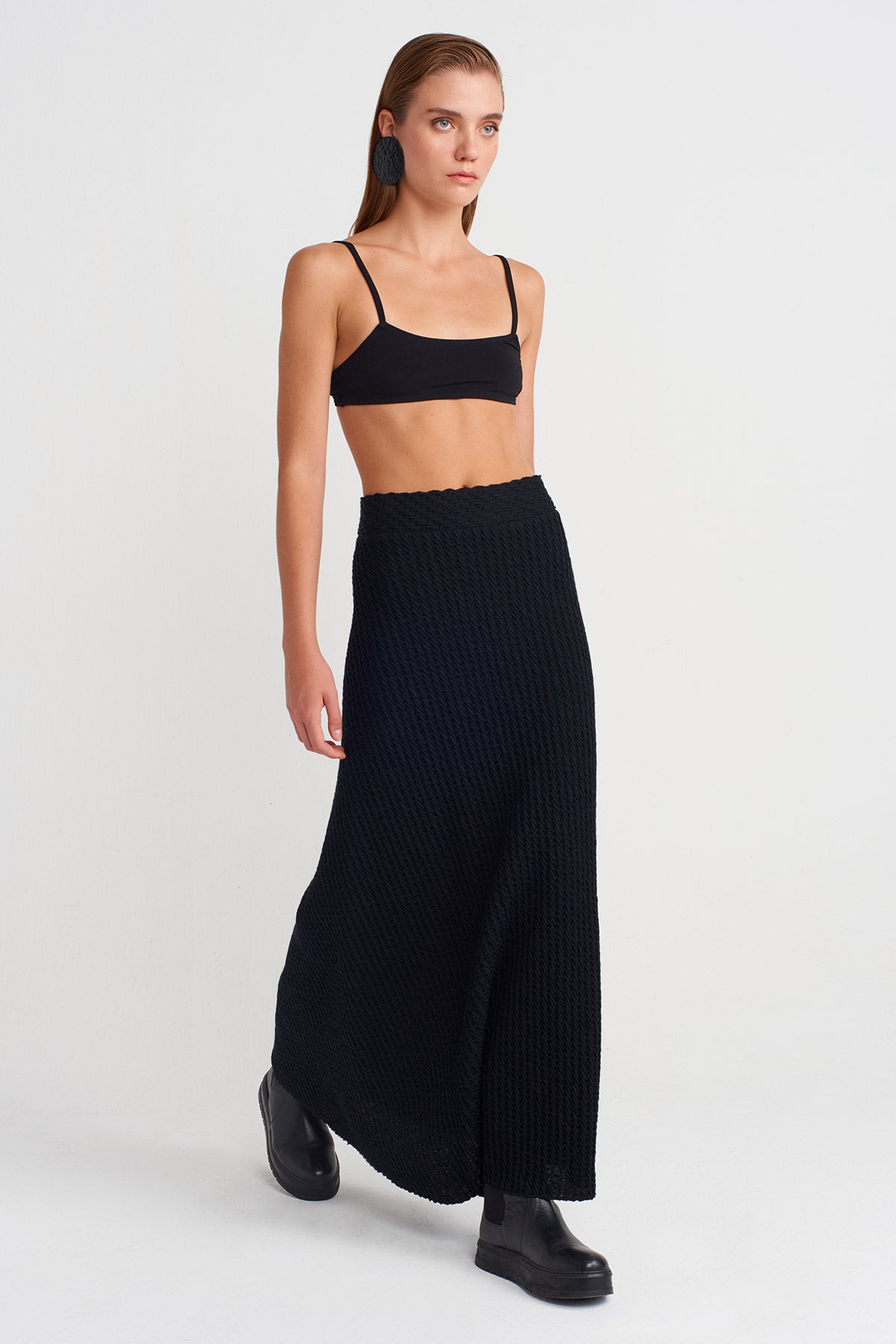 Black Jacquard Patterned Long Skirt -K252012021