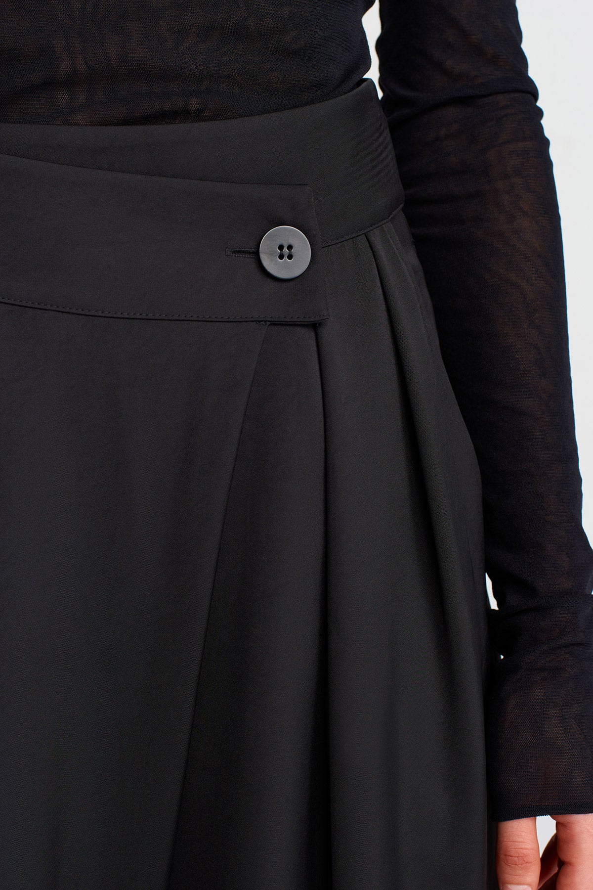 Black Crossover Palazzo Pants-K253013024