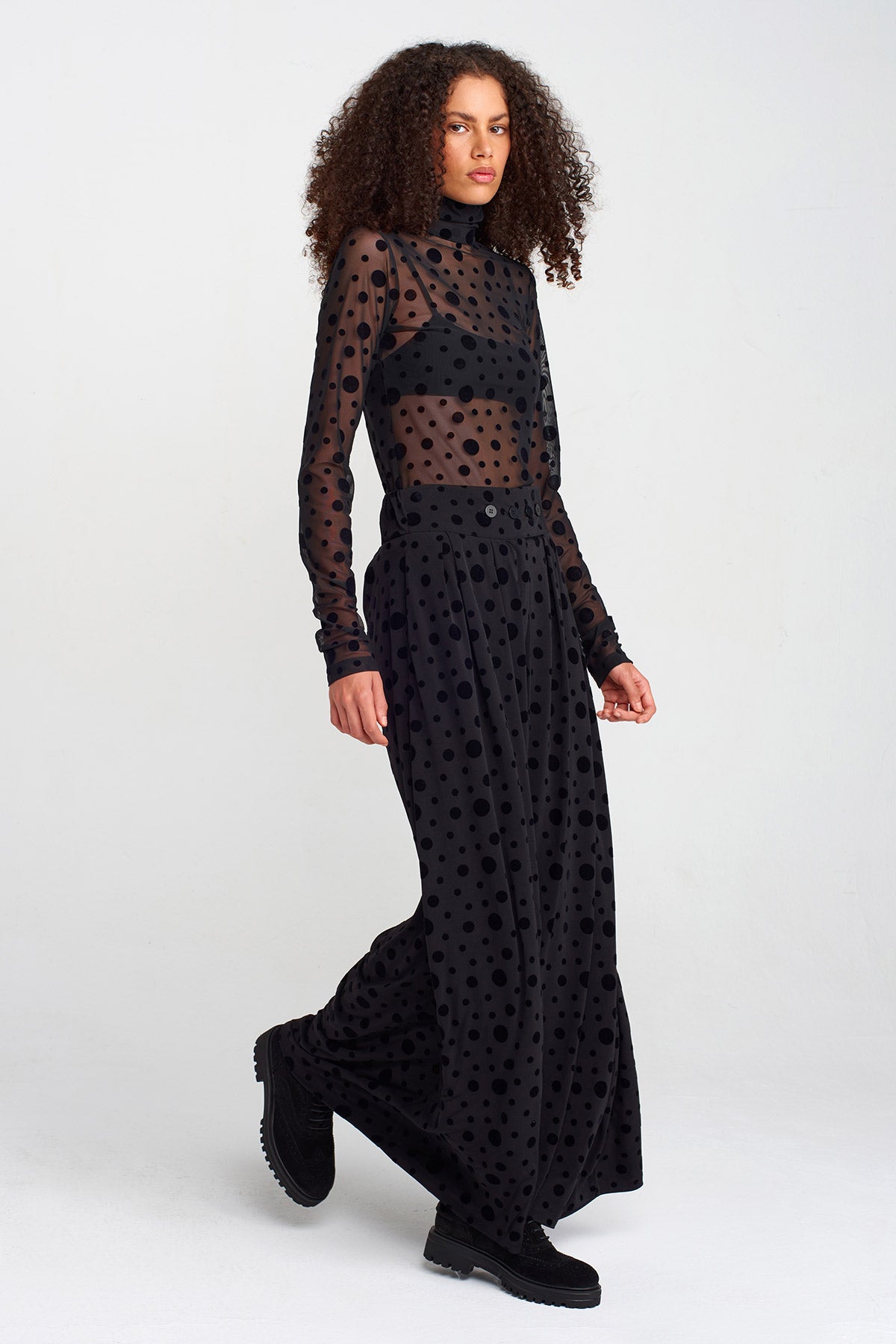 Black Velvet Polka-Dot Jersey Trousers-K253013031