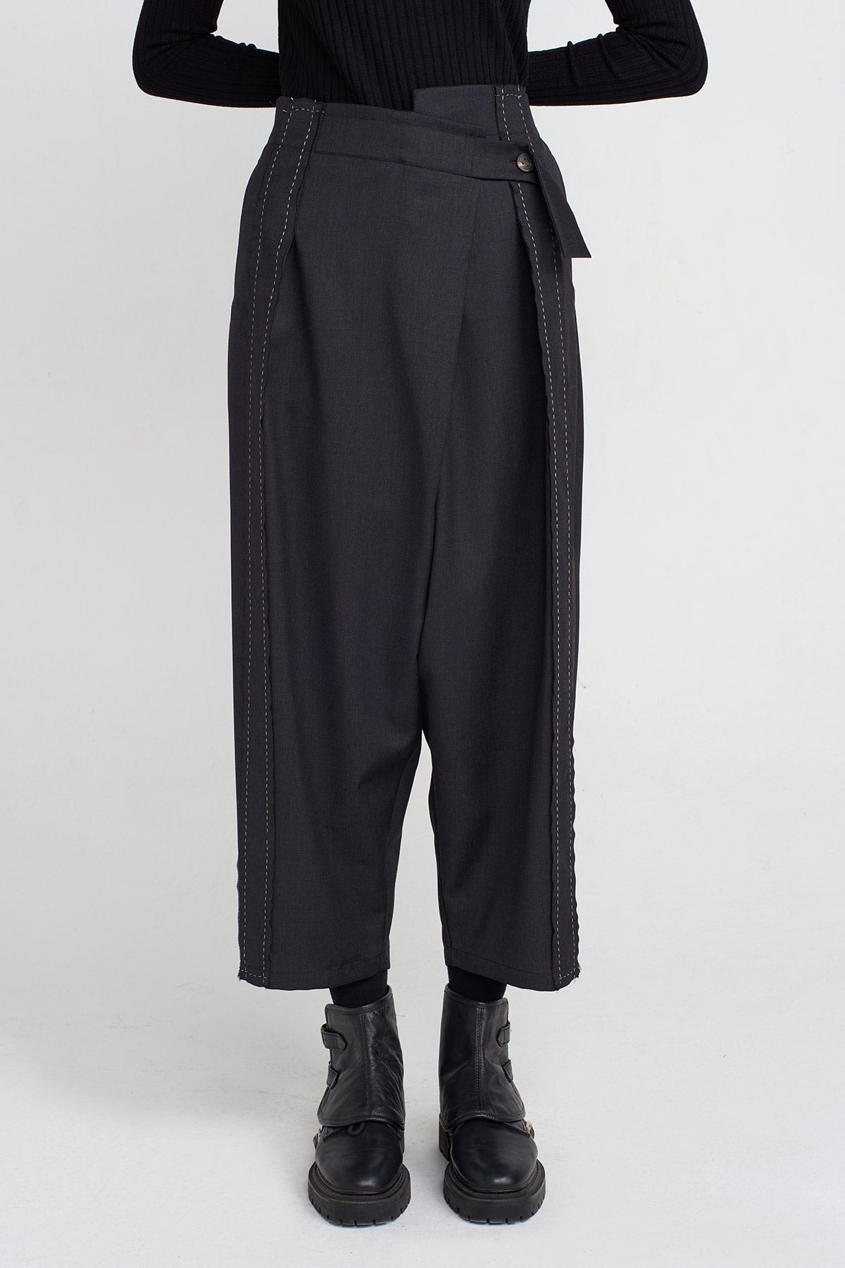 Anthracite Stitch Detail Wrap Pants-K253013035