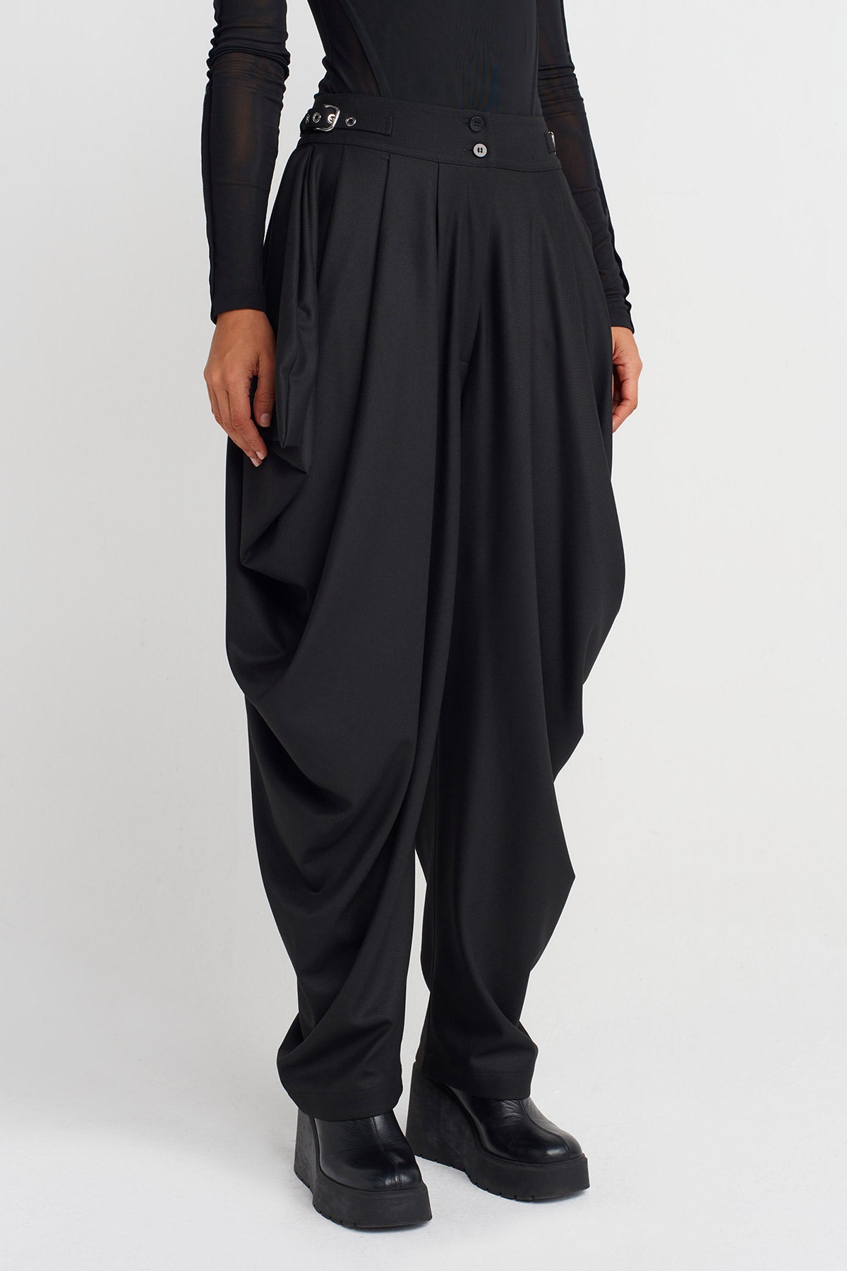Black Drapeli Pantolon-K253013042