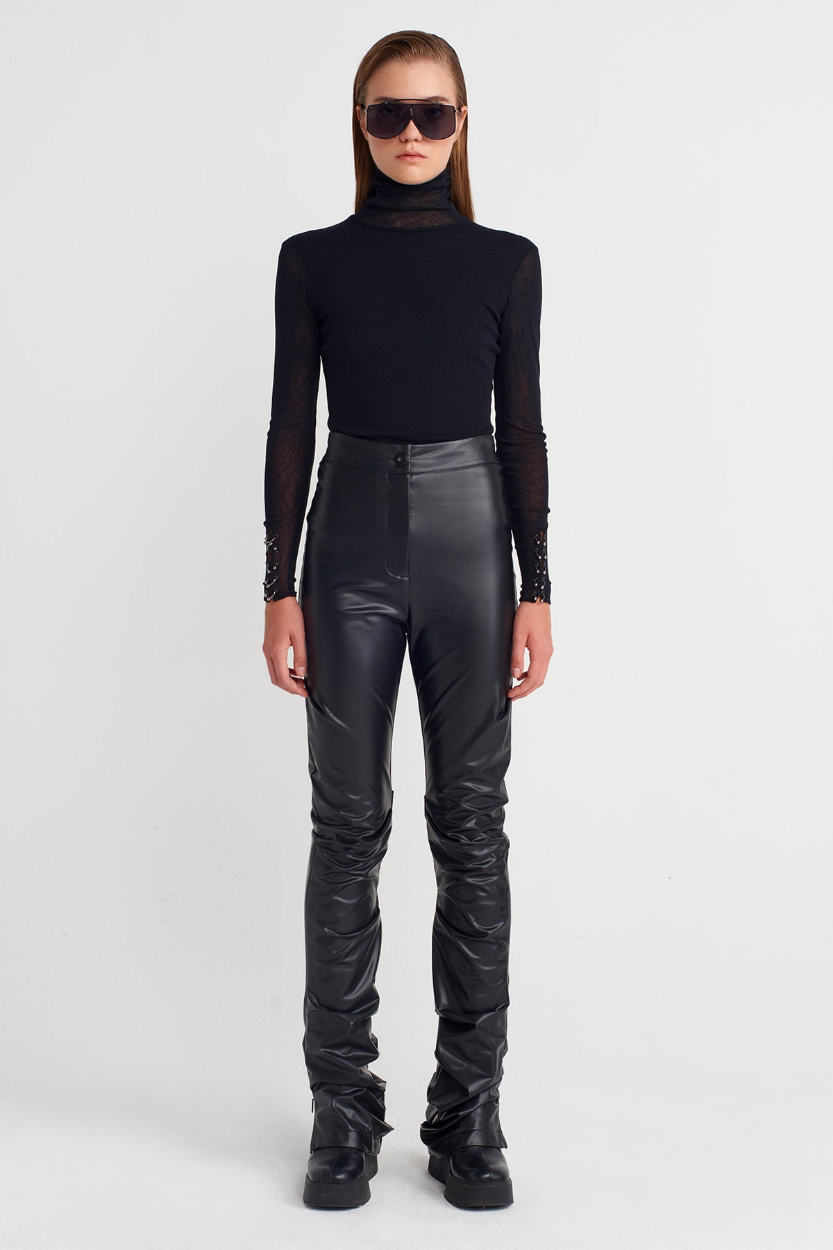 Black Ruched Long Vegan Leather Trousers-K253013043
