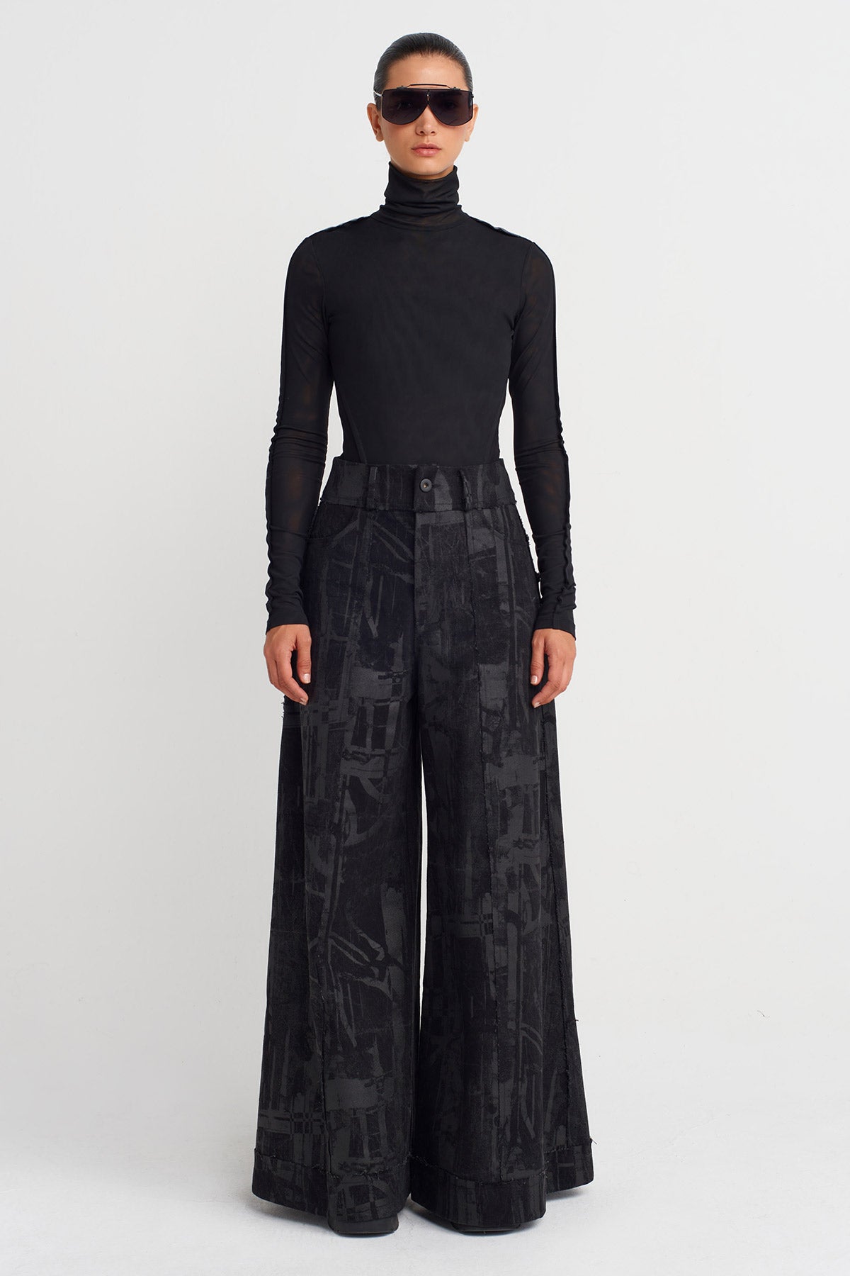Black Printed Wide-Leg Denim Trousers-K253013044