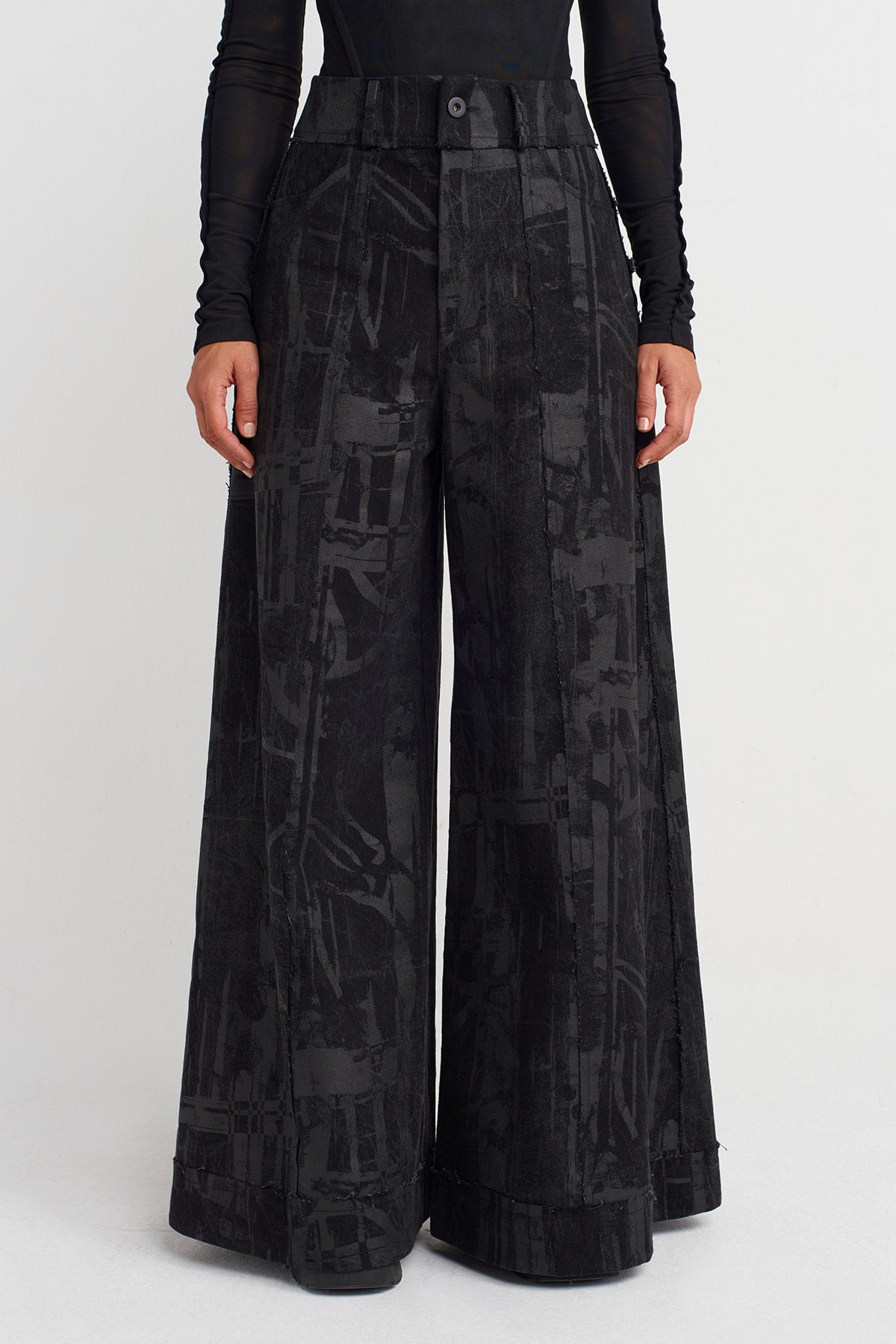 Black Printed Wide-Leg Denim Trousers-K253013044