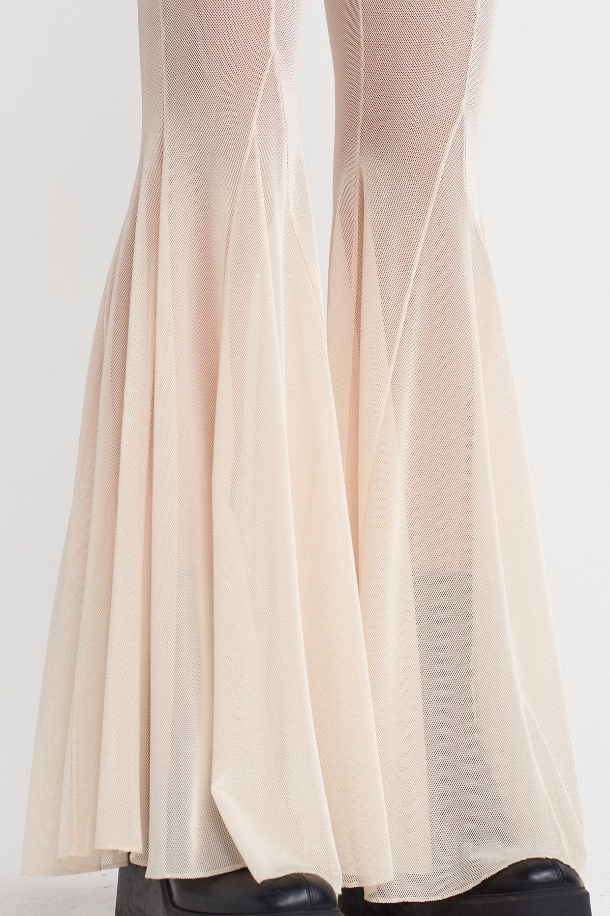 Nature Black Sheer Tulle Flared Trousers-K253013059