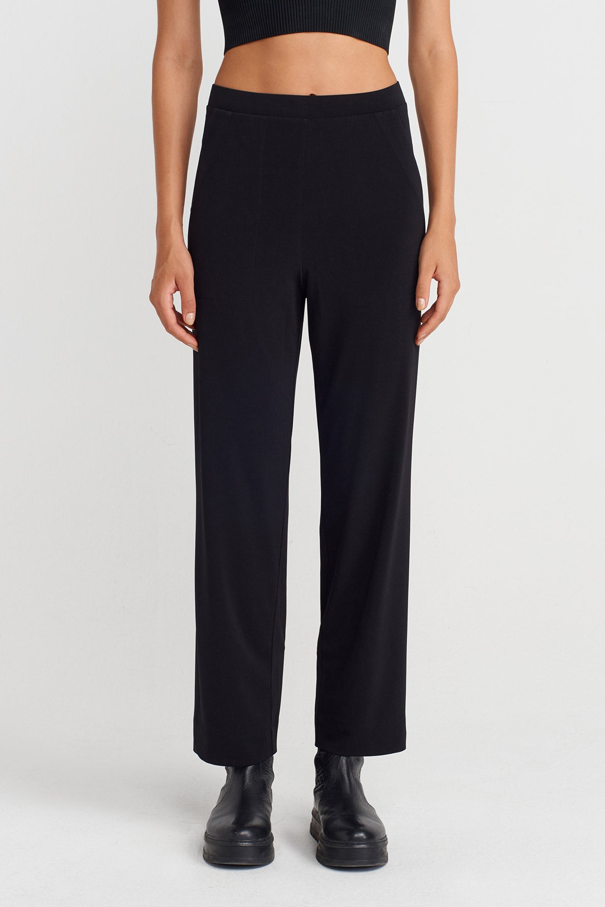 Black Relaxed Fit Jersey Pants with Pockets-K253013075