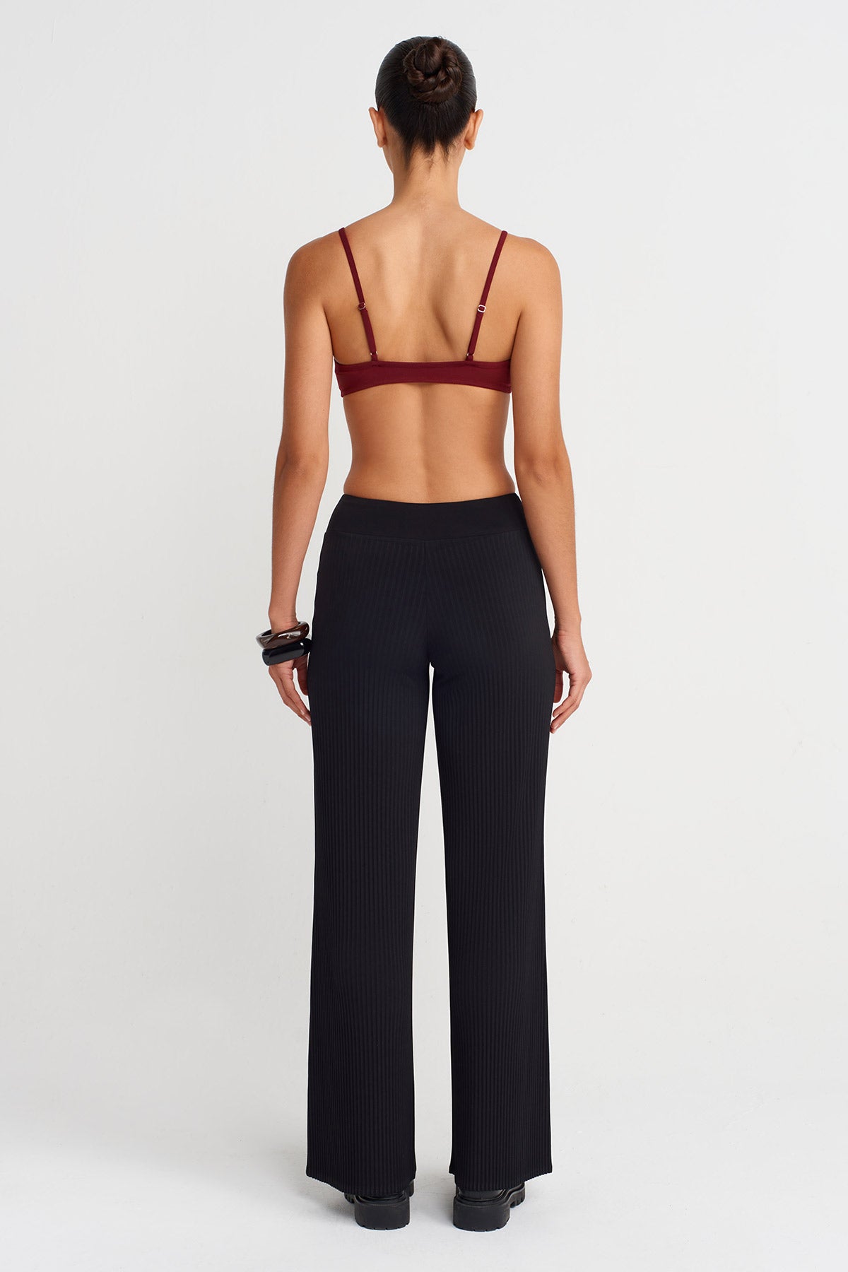 Black Pleated Straight-Leg Trousers-K253013077