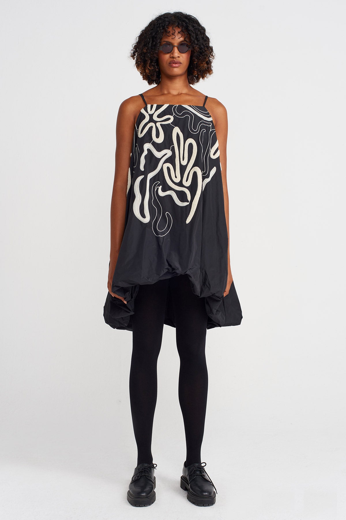 Black-Natur Embroidered Strappy Taffeta Balloon Dress-K254014022