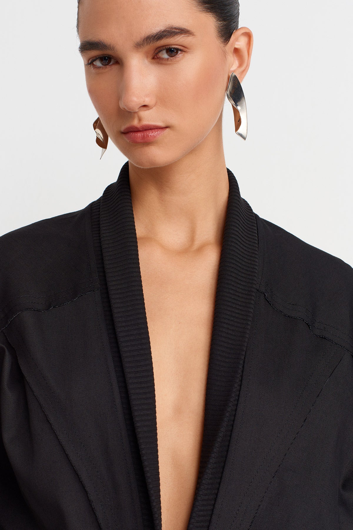 Black Zip-Detail Maxi Dress-K254014059