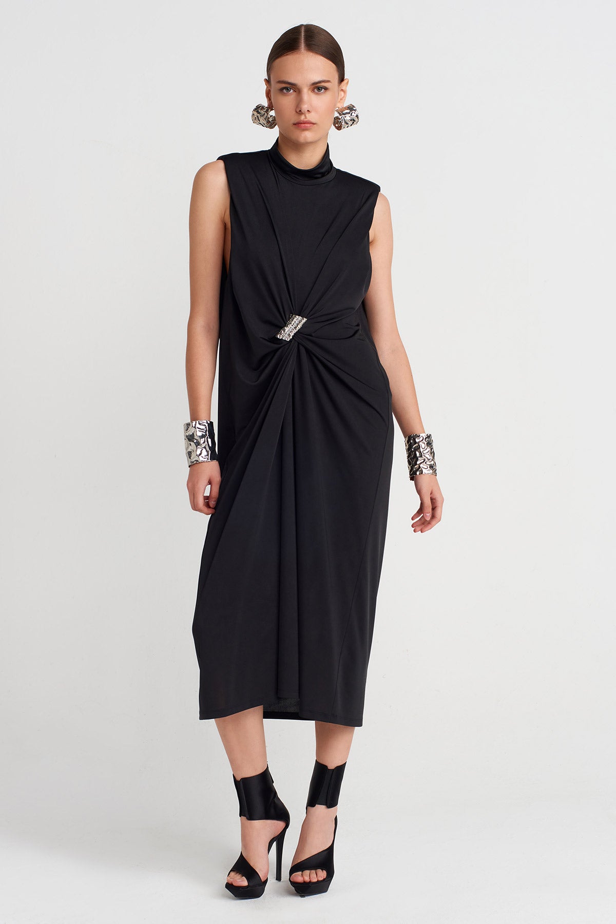 Black Draped Dress with Metal Clasp-K254014098
