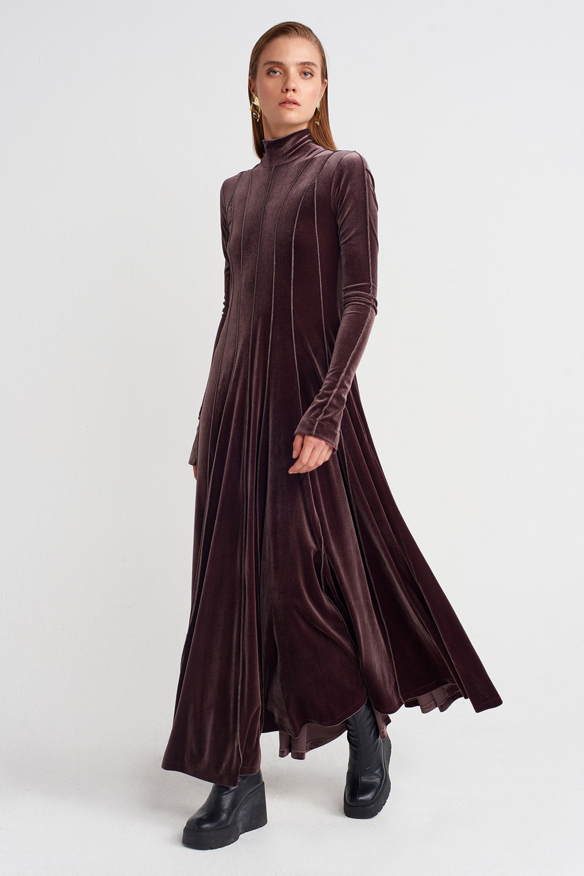 Long Velvet Dress with Seam Detailing-K254014100