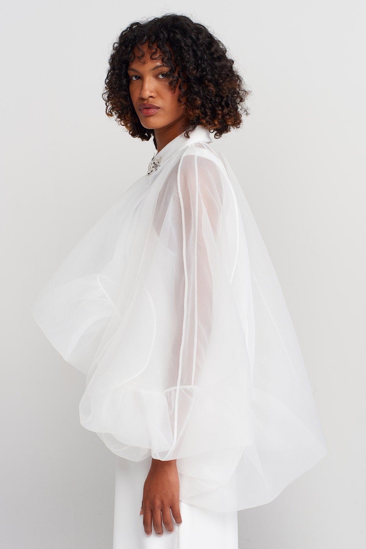 Off White Embroidered Collar, Balloon Organza Jacket-K255015021