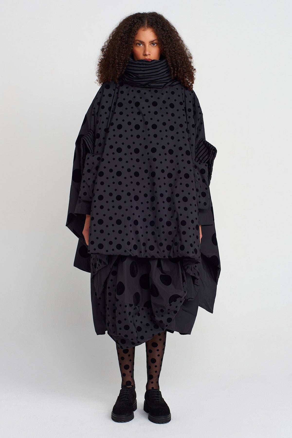 Multicolor Velvet Polka-Dot Padded Oversized Jacket-K255015037