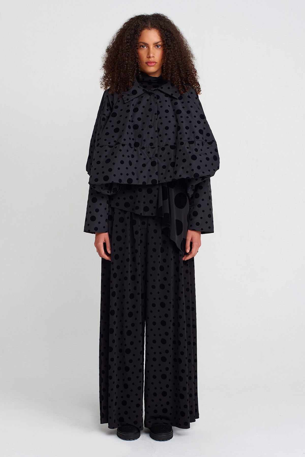 Black Velvet Polka-Dot Short Jacket-K255015038