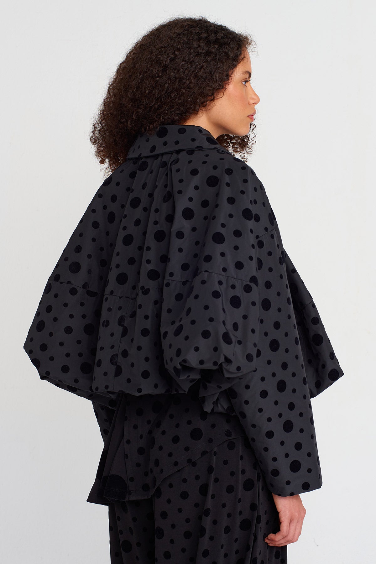 Black Velvet Polka-Dot Short Jacket-K255015038