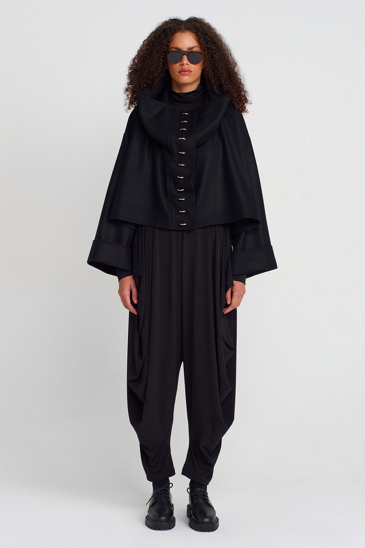 Black Oversized Dropped Collar Metal Snap Button Jacket-K255015042