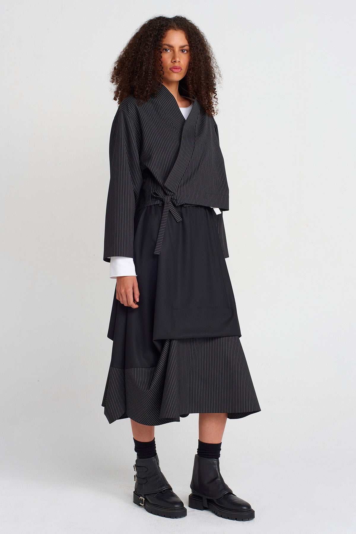 Black Striped Wrap Closure Short Blazer-K255015044