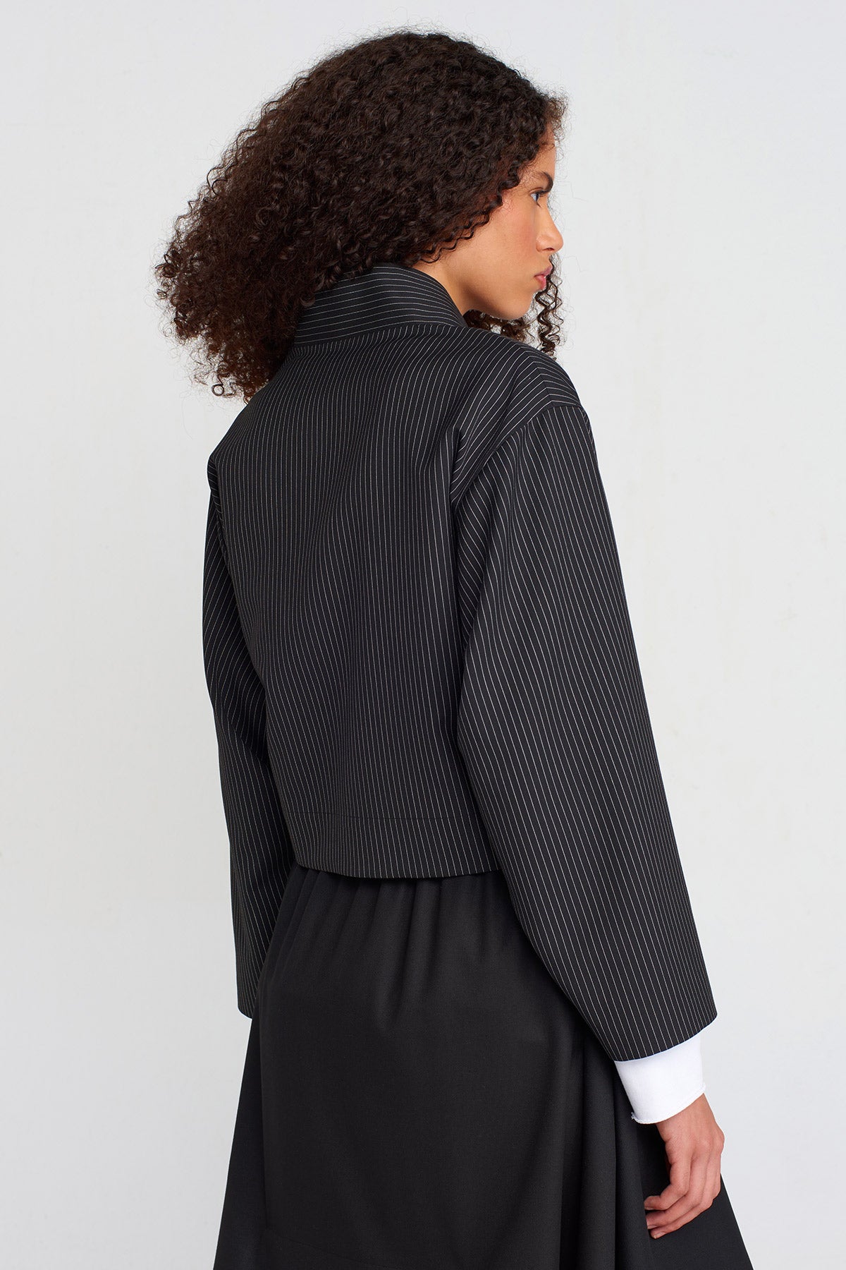 Black Striped Wrap Closure Short Blazer-K255015044