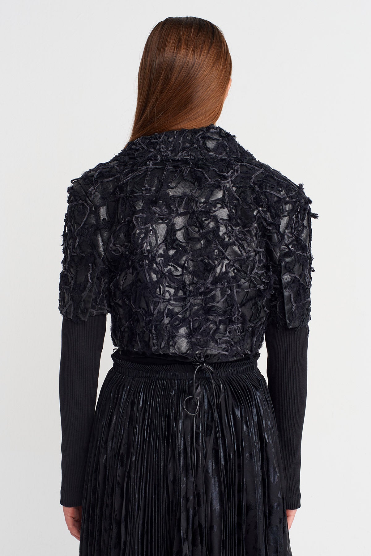 Black Textured Crop Jacket-K255015055