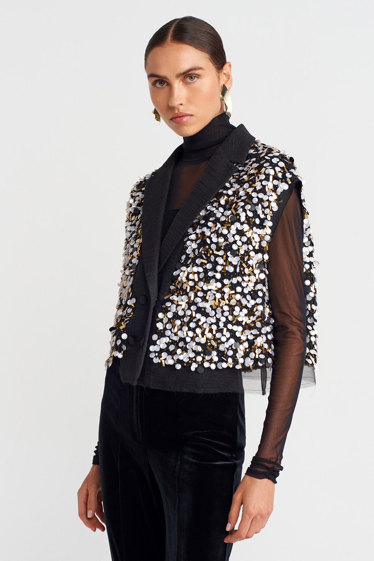 Black Sequin-Embroidered Vest-K255015066