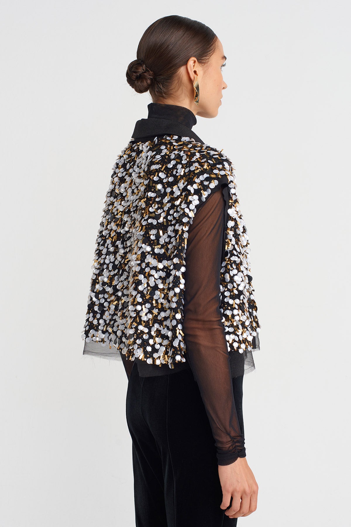 Black Sequin-Embroidered Vest-K255015066