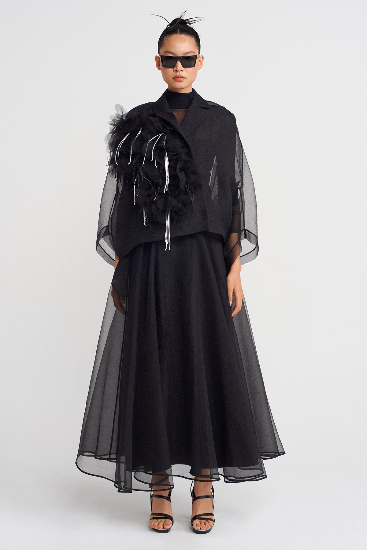 Black / White Floral Appliqué Short Organza Jacket-K255015070