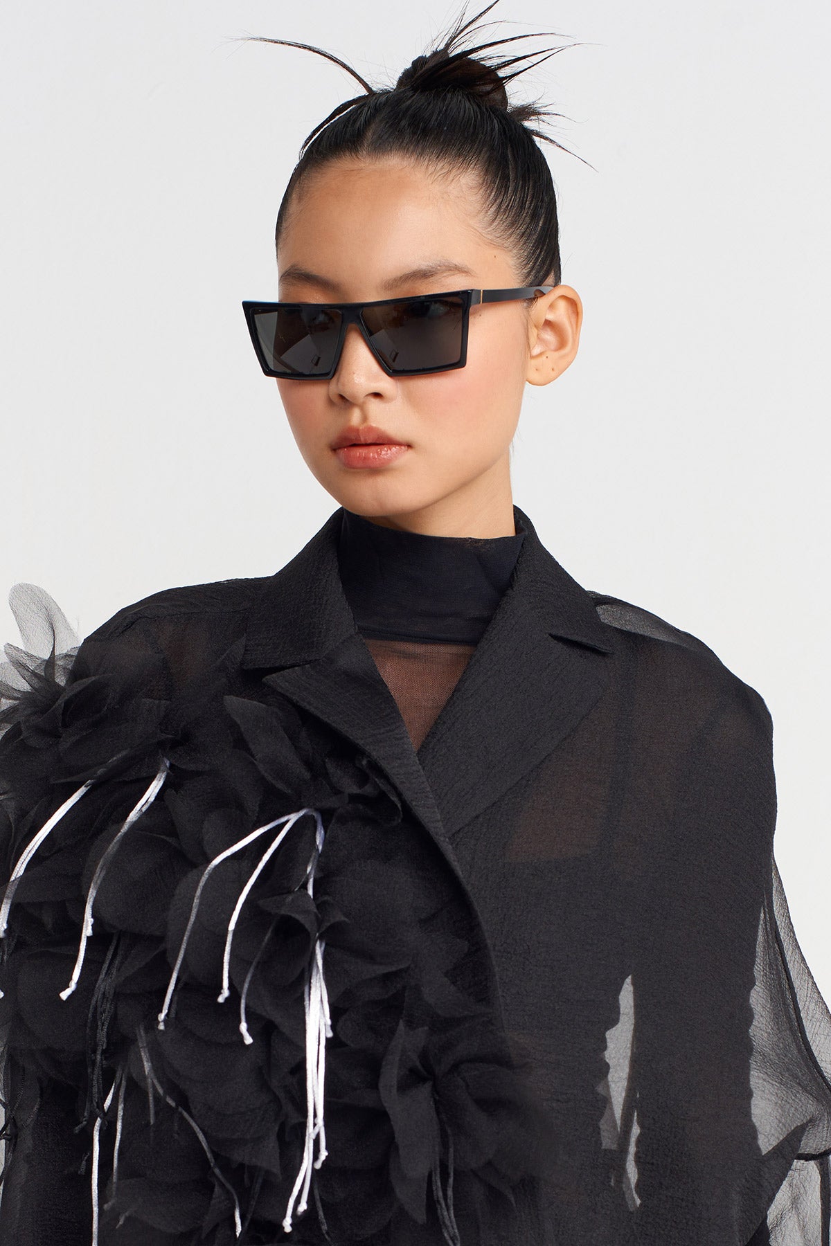Black / White Floral Appliqué Short Organza Jacket-K255015070