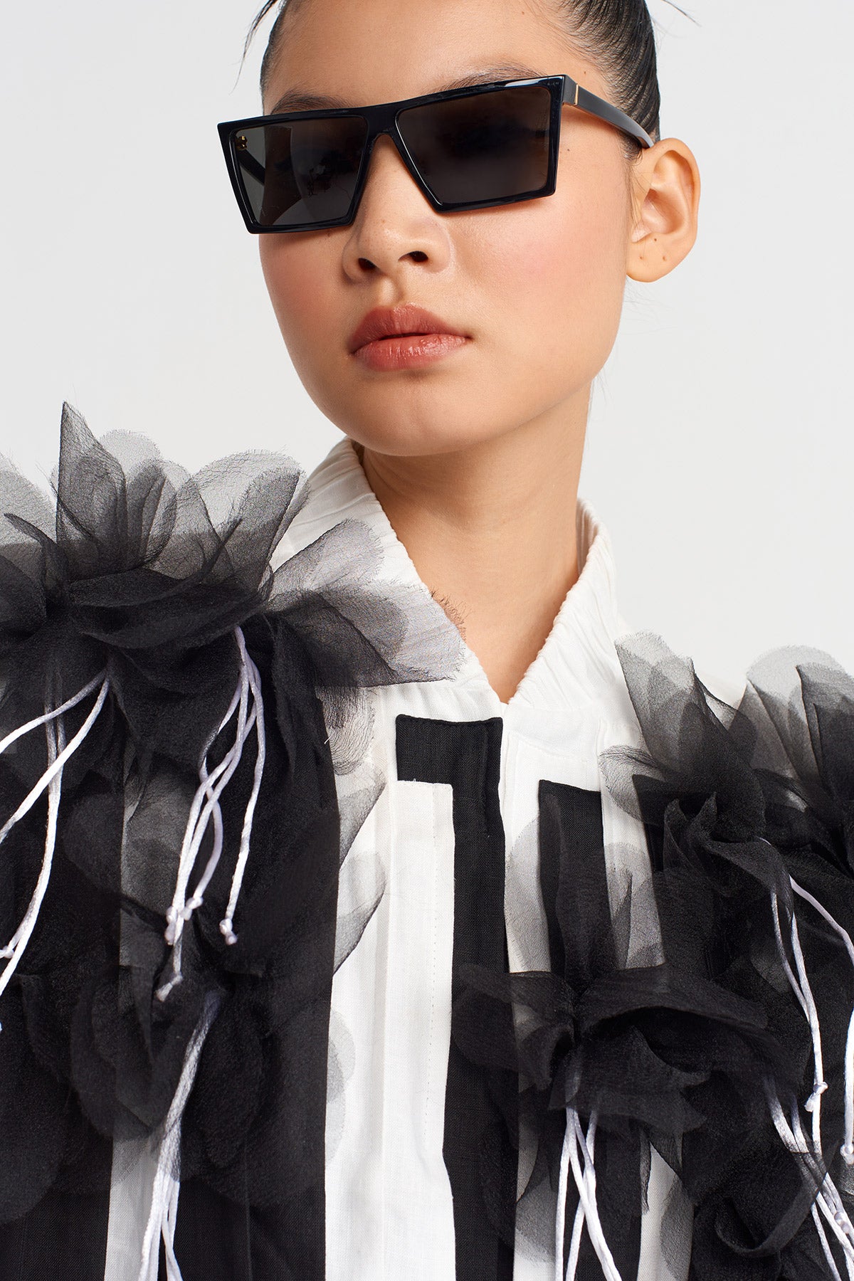 White / Black Floral Appliqué Striped Cape Jacket-K255015071