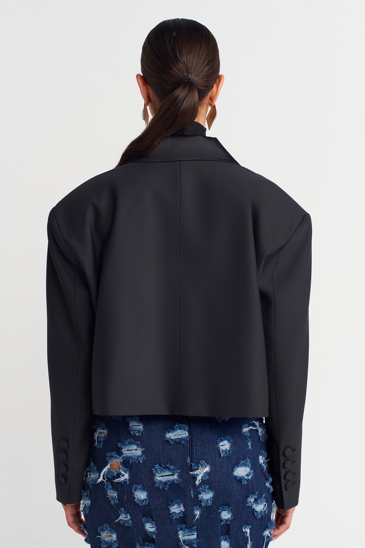 Black Cropped Blazer Jacket with Brooch Detail -K255015084