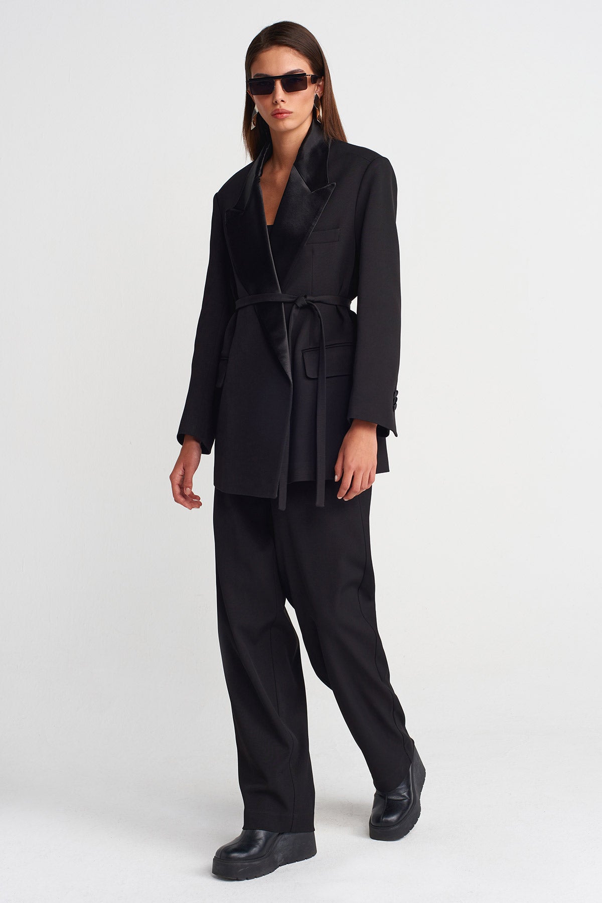 Black Satin Lapel Belted Blazer-K255015095