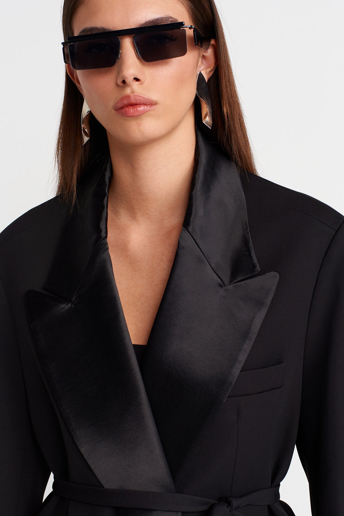 Black Satin Lapel Belted Blazer-K255015095