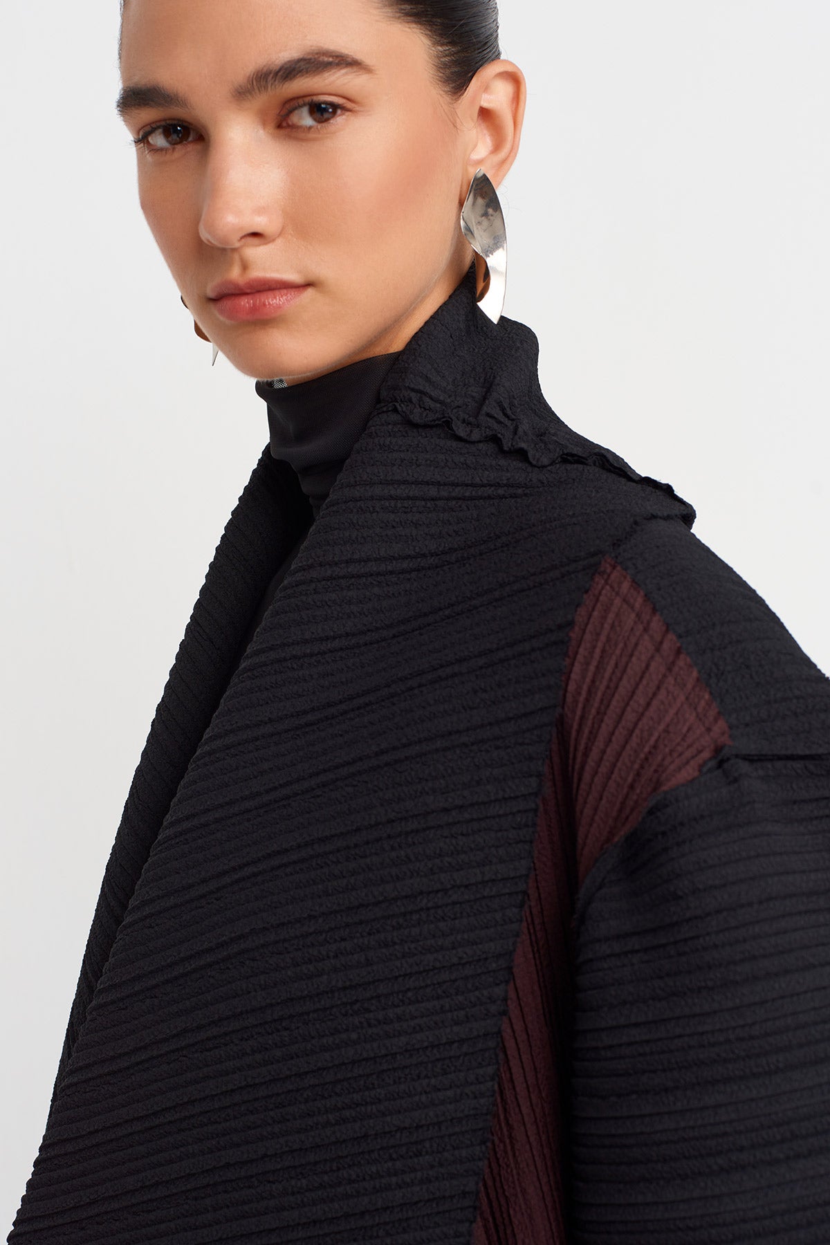 Multicolor Pleated Kimono Jacket-K255015107