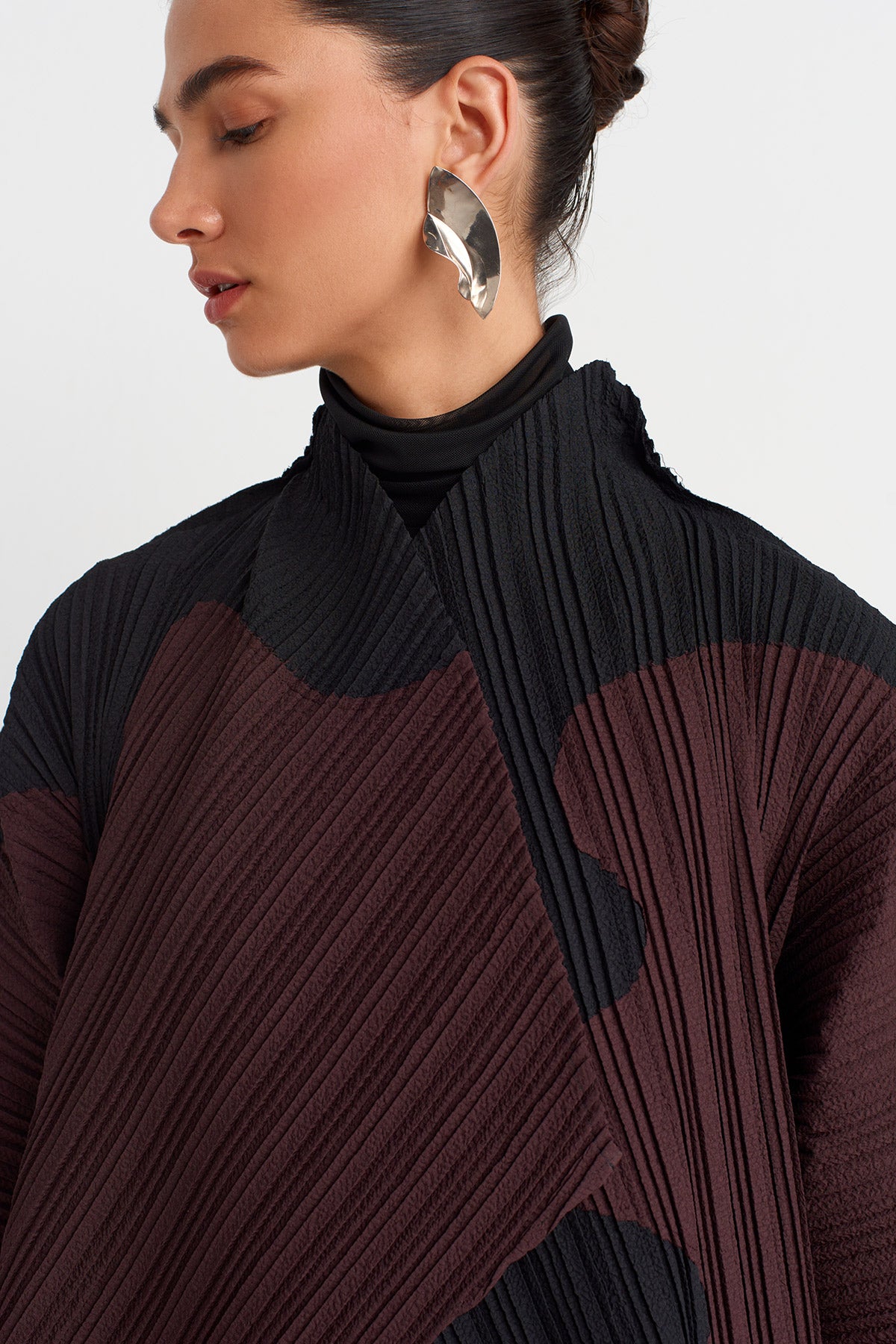 Multicolor Patterned Pleated Long Jacket-K255015108