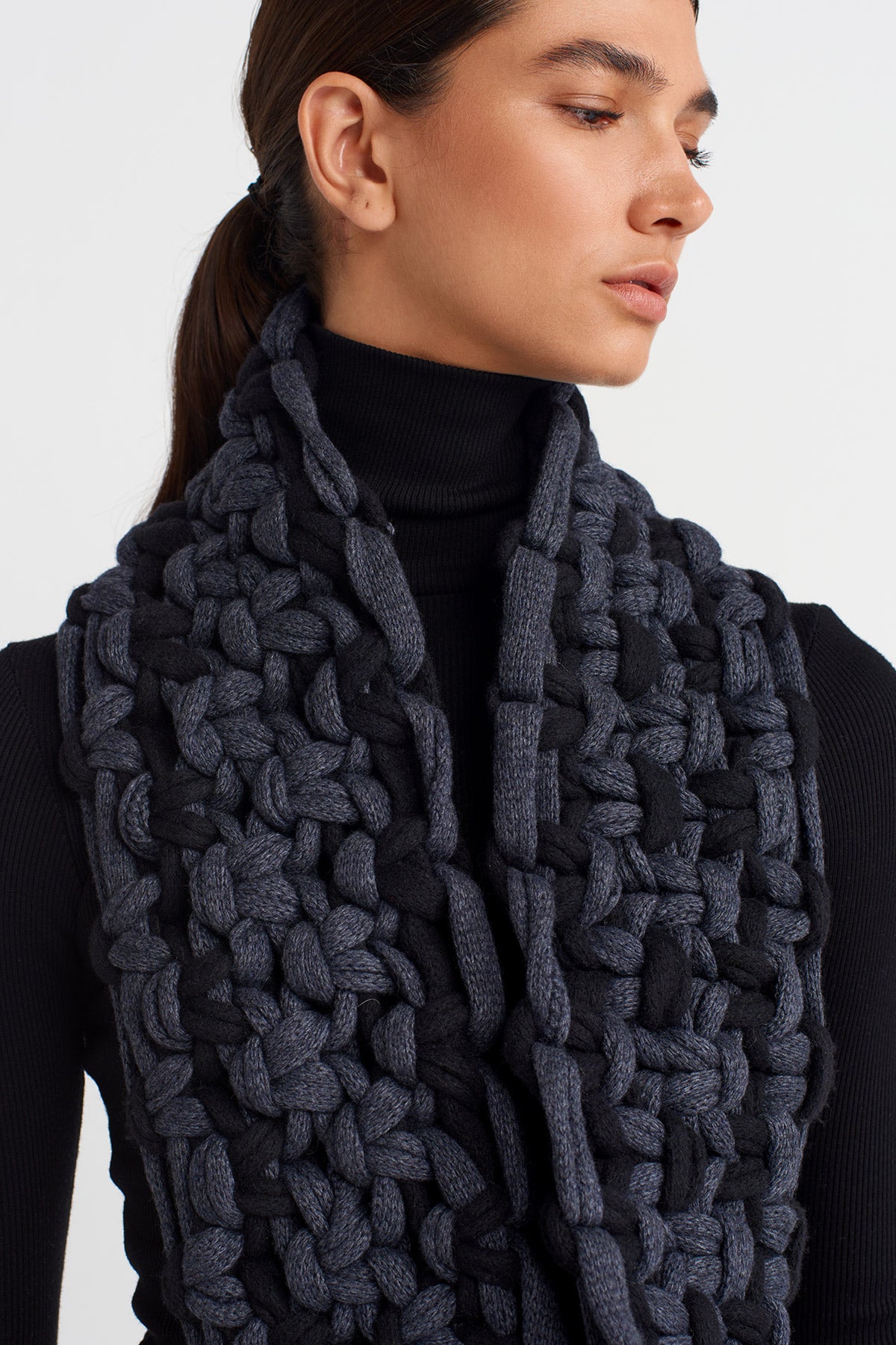 Handcrafted Macramé Loop Scarf-K256016019