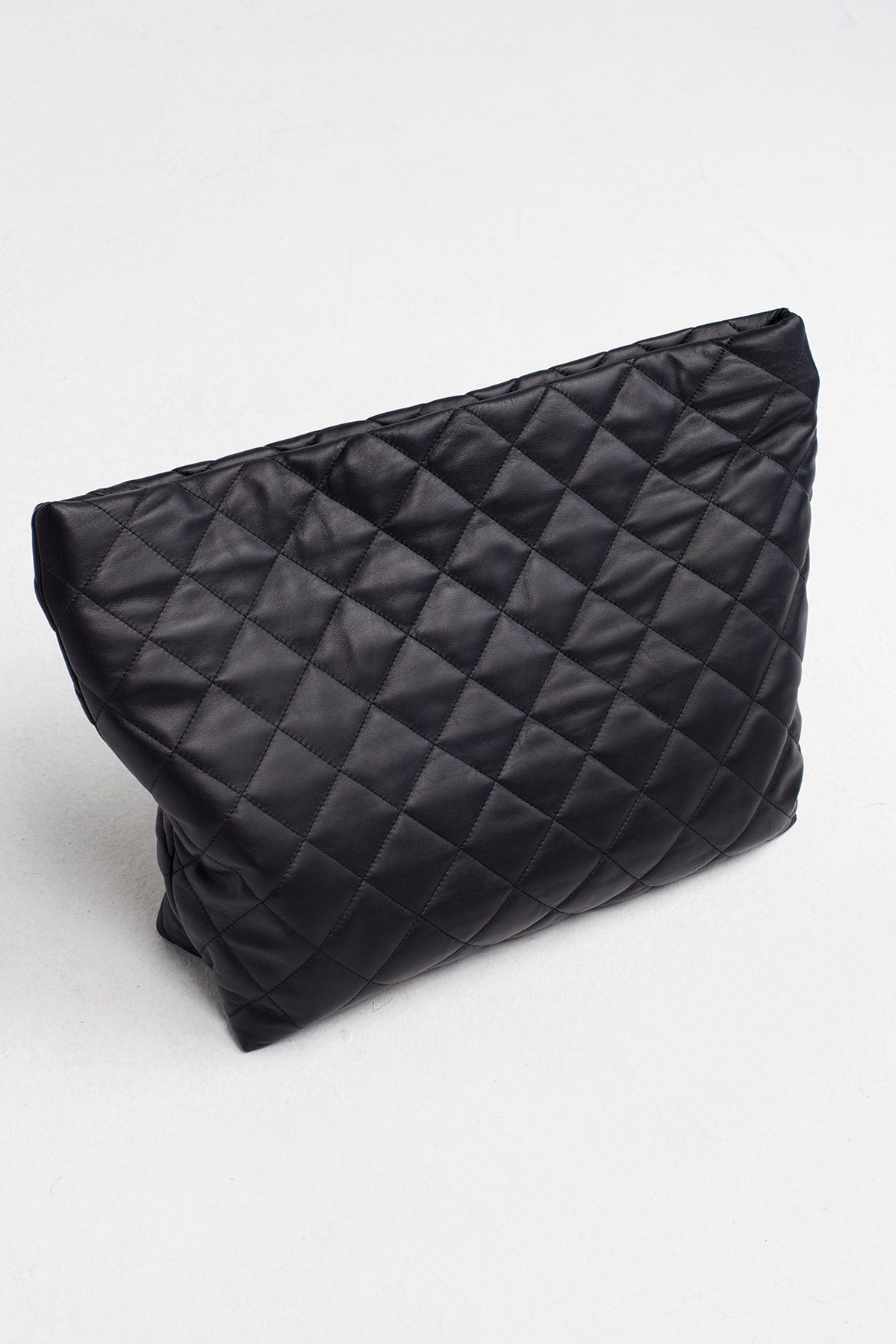 Black Oversized Quilted Clutch Bag-K258018027
