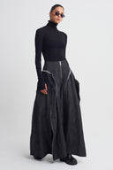 Black Pleat Detailed Wide-Leg Trousers-K263013011