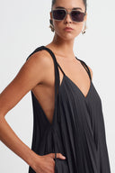 Black Pleated Strappy Midi Dress-K264014013
